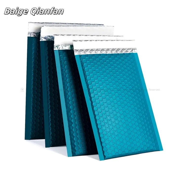 فقاعة بريدية معدنية